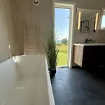 Peaceful Retreat In Lofoten Sennesvik