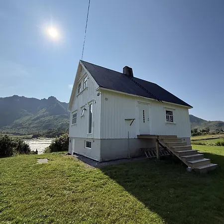 Peaceful Retreat In Lofoten Сasa de vacaciones