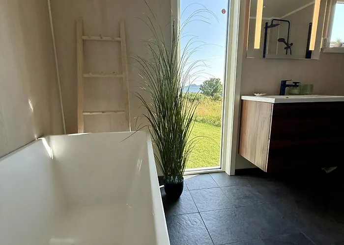 Peaceful Retreat In Lofoten Sennesvik