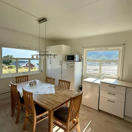 Peaceful Retreat In Lofoten *